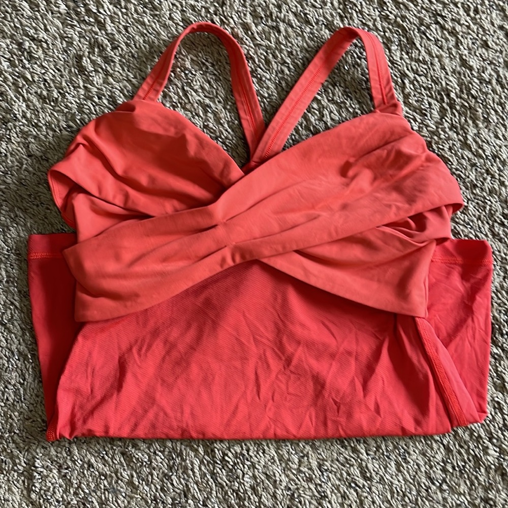 Lululemon tank - Picture 3 of 4